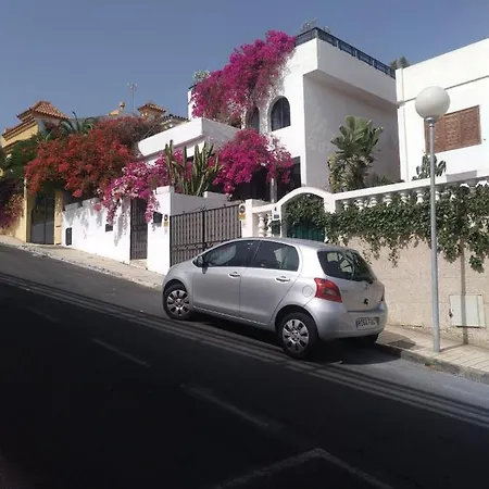 Las Buganvillas Maspalomas - 3 Banos Privados ホステル