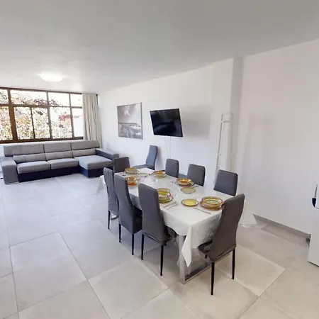 Vandrarhem Las Buganvillas Maspalomas - 3 Banos Privados *